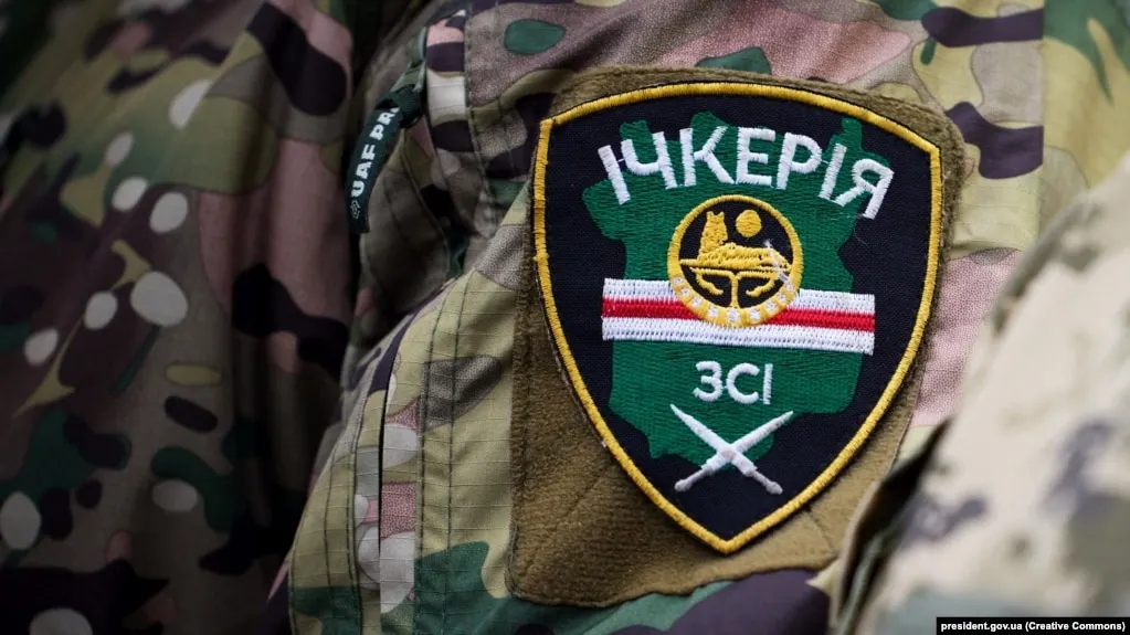 Росфинмониторинг включил «Чеченскую Республику Ичкерию» и её зарубежные подразделения в список террористических и экстремистских организаций после решения суда в Грозном. Российские спецслужбы связывают объединение с участием в боевых действиях на стороне ВСУ и диверсиями в приграничных регионах.