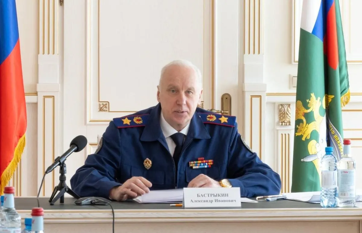 Председатель Следственного комитета Александр Бастрыкин поручил провести проверку произведений детского писателя Григория Остера, в том числе сборника «Вредные советы», сочтя их содержание сомнительным с педагогической точки зрения.