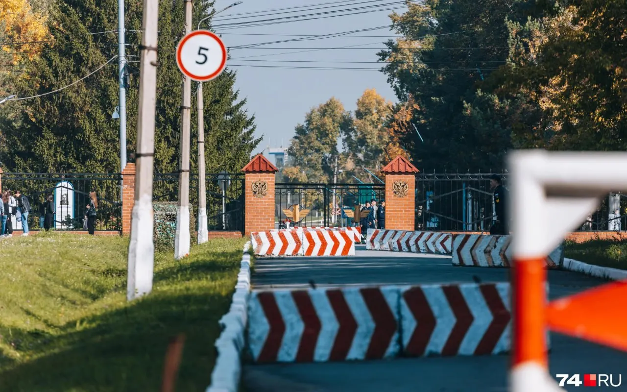Правительство распорядилось вывести ЧВВАКУШ из подчинения Военно-воздушной академии имени Жуковского и Гагарина: училище сохранит Минобороны как учредителя, реорганизация должна завершиться к 1 сентября 2026 года.