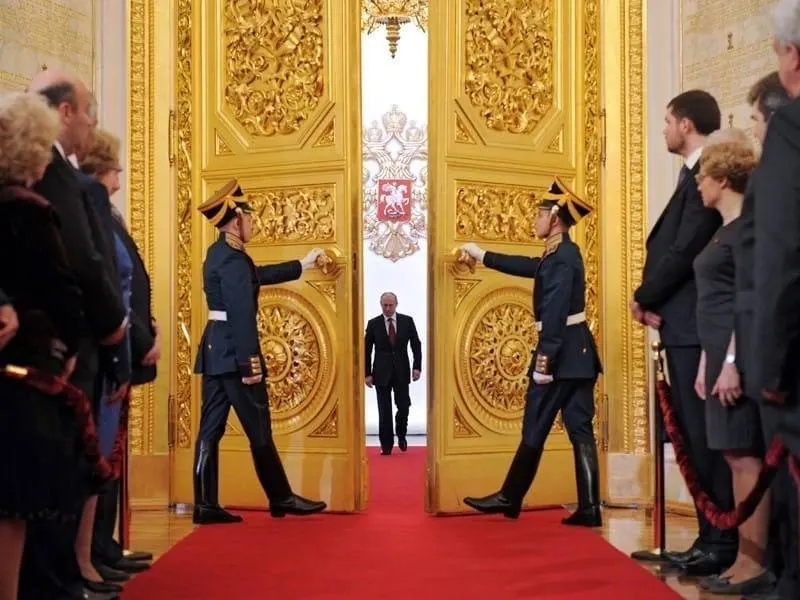 Сегодня в 16:00 по Самаре президент России произнесёт большую речь на ПМЭФ, в которой планируется обсуждение военной операции в Украине и вмешательства НАТО.