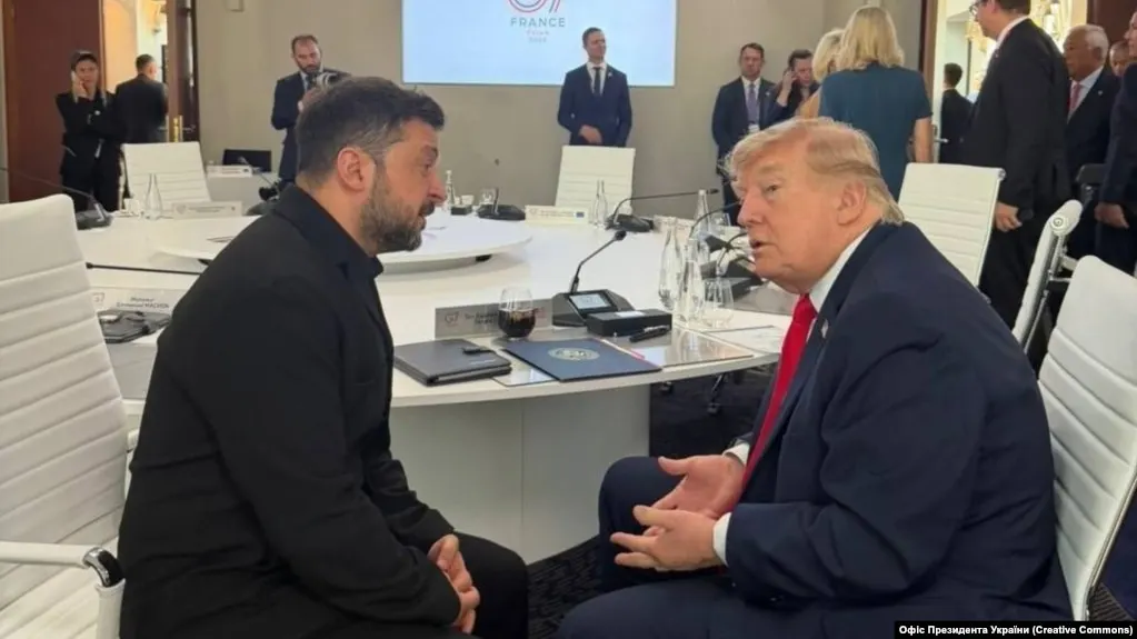 На саммите G7 в Эвиане страны согласовали необходимость наращивания давления на Россию — в числе обсуждаемых мер — новые санкции в энергетике и банковском секторе, а также поставки ПВО Украине.