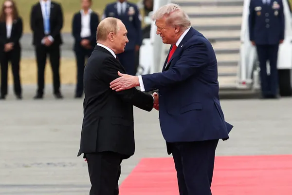 Президент заявил о готовности Москвы возобновить переговоры с Киевом, опираясь на соглашения, выработанные в Стамбуле весной 2022 года.