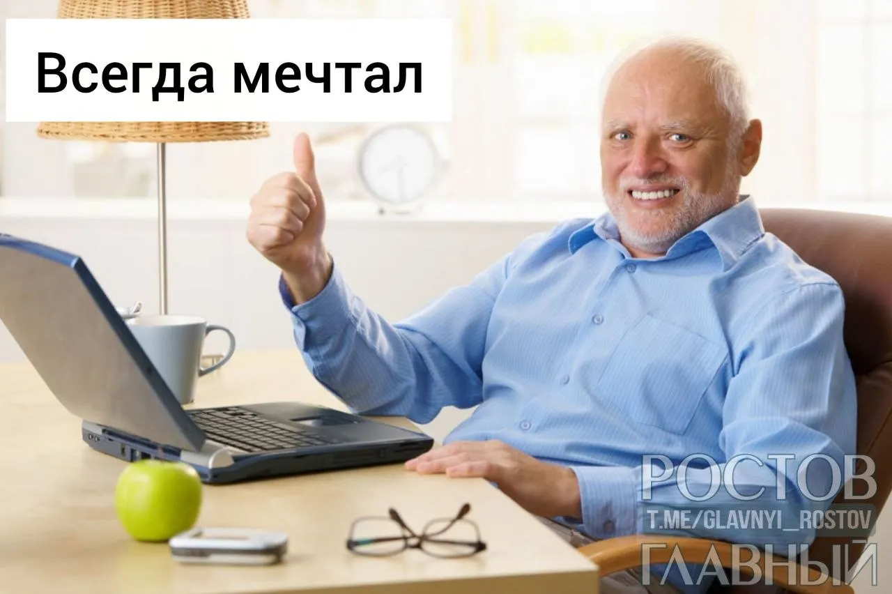 Министр экономики Максим Решетников заявил о необходимости стимулировать выход пожилых и предпенсионных граждан на рынок труда через переподготовку, стажировки и гибкие режимы работы; также упомянуто расширение допустимых сверхурочных часов в год.