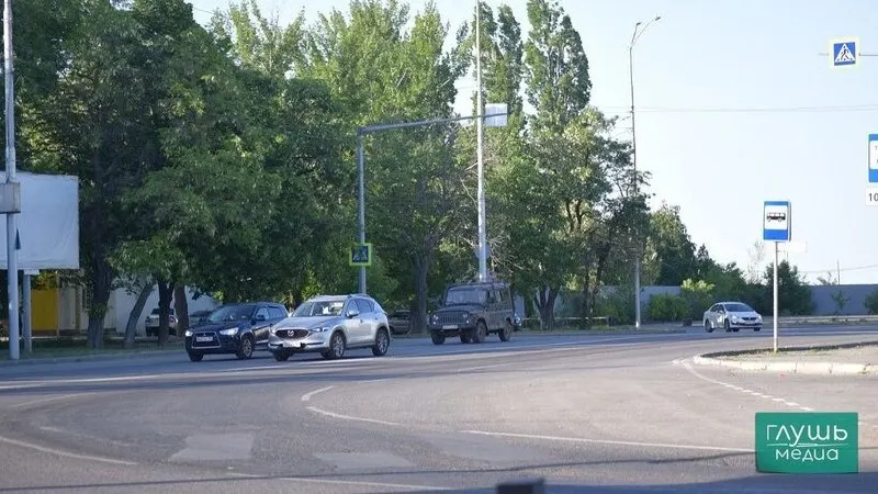 Правительство утвердило стратегию повышения безопасности дорожного движения: до 2030 года с перспективой до 2036 года предусматриваются новые меры — от дополнительных медосвидетельствований и реабилитации для пьяных водителей до внесудебных блокировок сайтов с противоправными услугами и пропагандой пренебрежения ПДД.