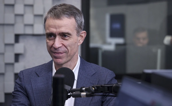 Михаил Мамута, руководитель службы по защите прав потребителей Банка России, с 10 июня вступит в должность замглавы ЦБ. Службу реорганизуют в две структуры до декабря, назначены и.о. руководителей.