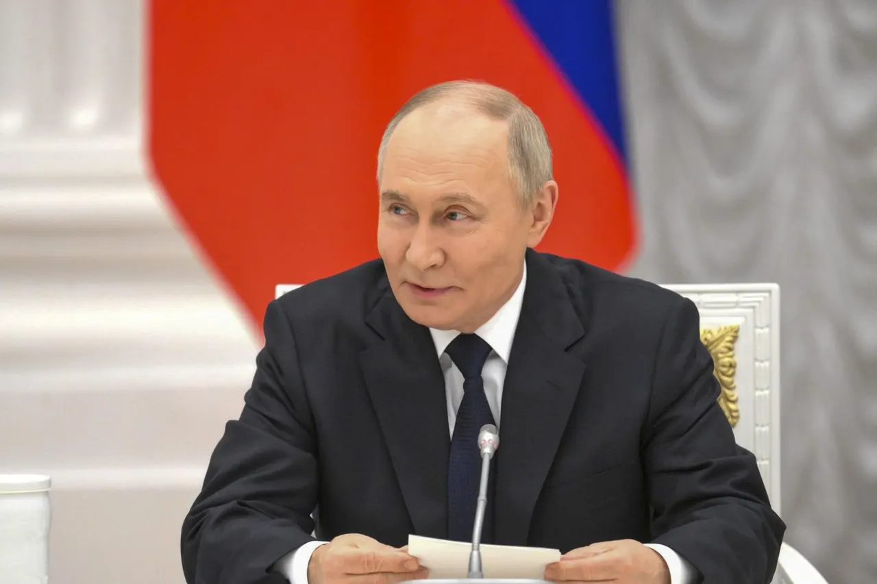 Президент заявил, что Россия обладает возможностями «сровнять с землёй» тех, кто попытается уничтожить базы ПВО в Калининградской области, ответив на заявление главы МИД Литвы.