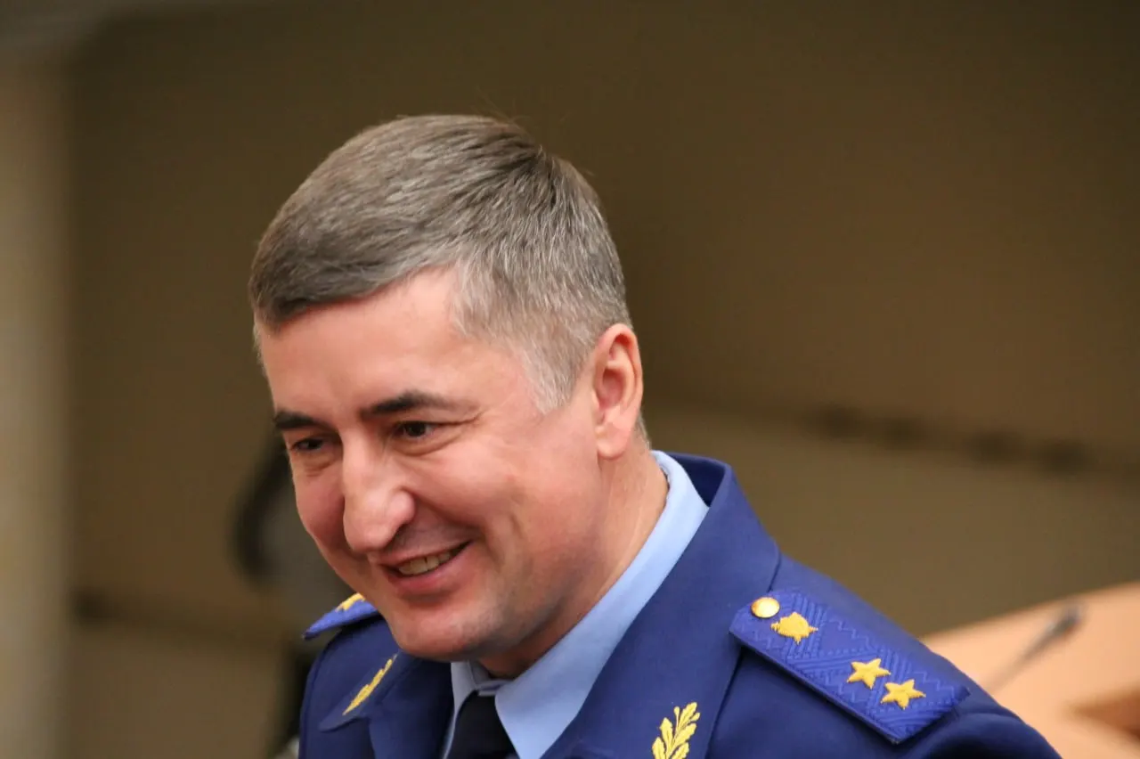Указ от 28 июня назначил Сергея Филипенко прокурором Воронежской области на пятилетний срок. Новым прокурором Саратовской области стал Роман Пантелеев.