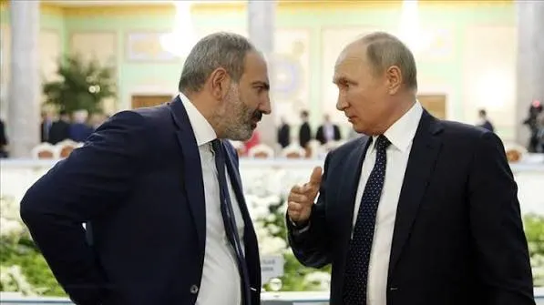 Премьер Армении провёл телефонный разговор с президентом России и потребовал вмешательства после введённых ограничений на поставки армянской продукции, которые привели к сокращению товарооборота.