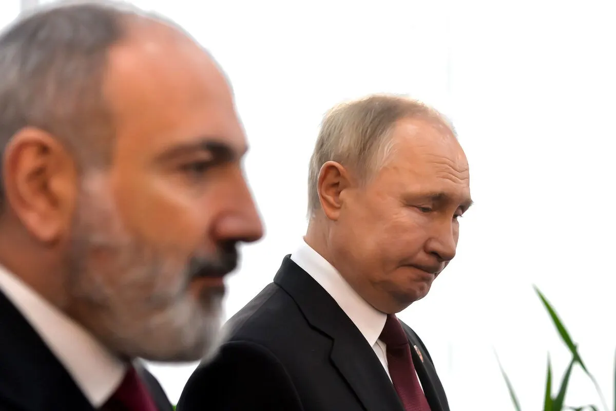 За январь—май 2026 года товарооборот между Арменией и Россией составил $2,196 млрд — это на 21,5% меньше, чем годом ранее; доля России в торговле упала до 28%.