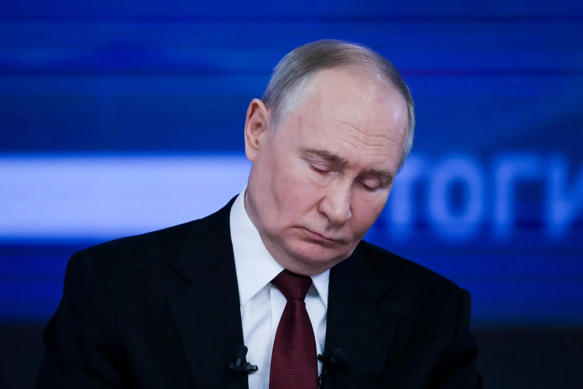 Президент разъясняет мотивы проведения спецоперации и подчеркивает необходимость защиты страны.