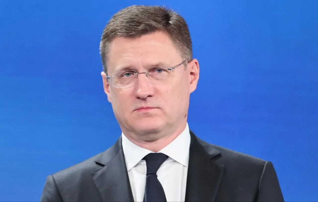 Вице-премьер поручил Минэнерго и ФАС усилить надзор за ценами на независимые АЗС с целью стабилизации рынка топлива.
