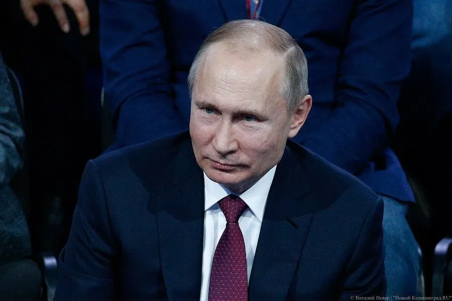 Президент распорядился создать во всех регионах систему независимой оценки качества и условий оказания услуг в социальной сфере через госуслуги; отчет о выполнении поручения подготовят к 1 февраля 2027 года.