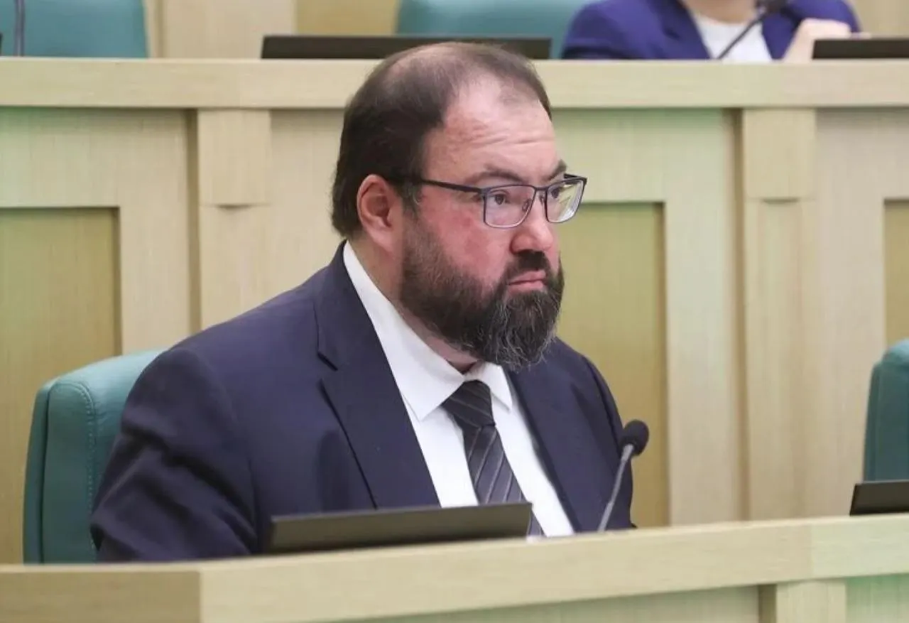 Министерства обсуждают меры по защите дата-центров после атак БПЛА на инфраструктуру Яндекса; восстановление может занять месяцы.