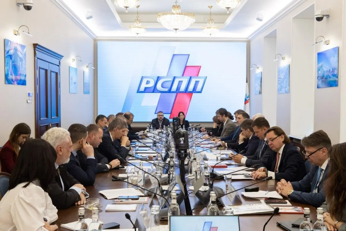 Российский союз промышленников и предпринимателей критикует предложение Минфина взимать налог на сверхдоходы и предлагает альтернативы финансирования бюджета.