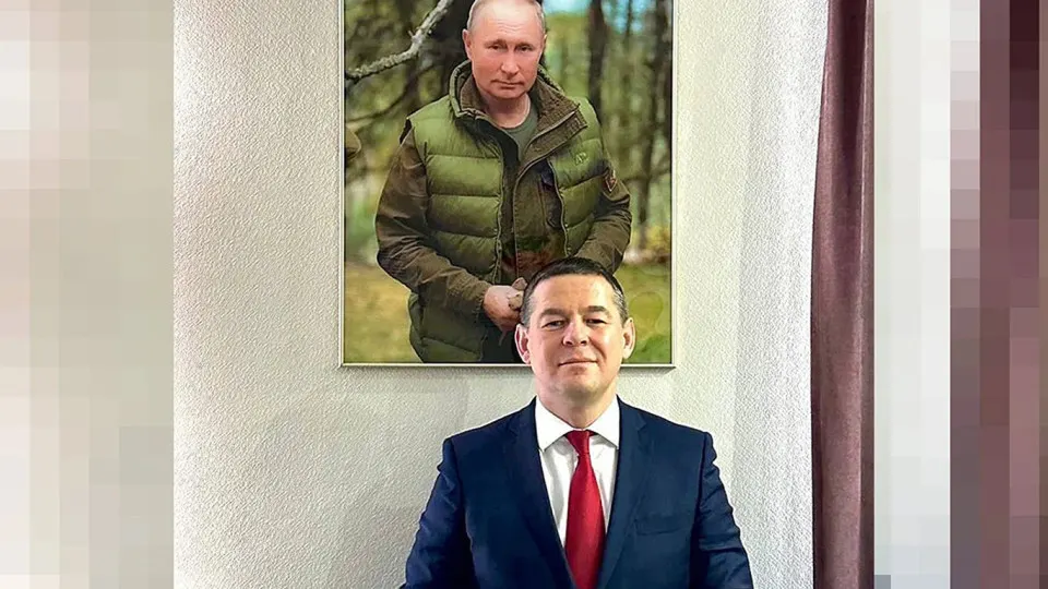 Во временное управление переданы активы Tarkett, Ontex, Menshen и др.; совокупная выручка пяти предприятий за 2025 год оценивается примерно в 53,6 млрд руб.; руководитель проекта — Марат Мирхайдаров.